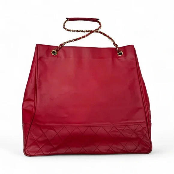 CHANEL Authentic Grand Shopping Tote (GST) in Red Leather — Iconic Shoulder Bag - Picture 2 of 10